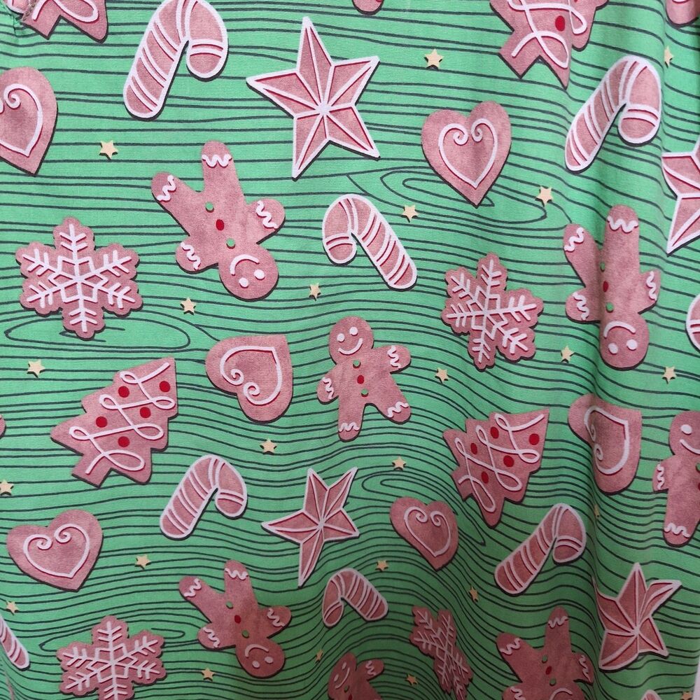 UA‎ Scrubs Womens 4X Gingerbread Gecko Scrub Top Green V Neck Medical Holiday - Picture 4 of 10